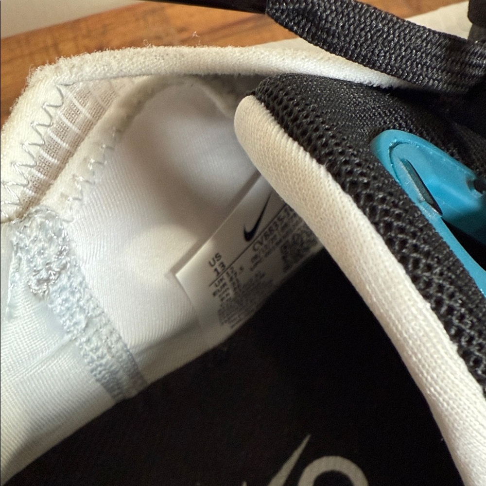 Nike Air Max 2090 White and Black with Blue Accents, Men’s 13 - Picture 7 of 8
